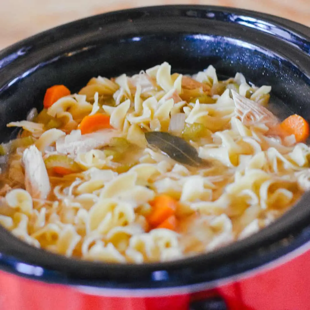 grandmas slow cooker chicken noodle soup
