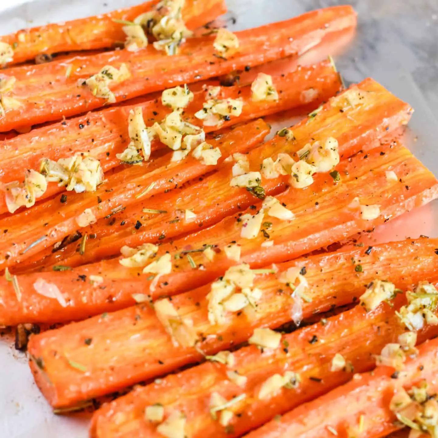 garlic roasted carrots