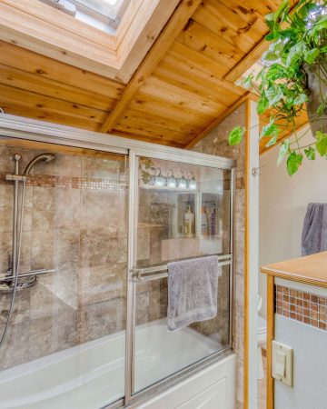 showerheads for your cabin bathroom